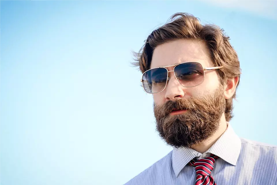 barbe au travail